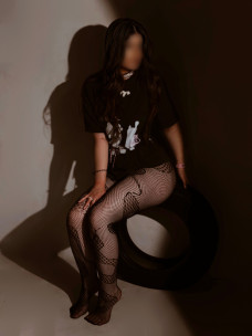 Escort Kira Photo 23