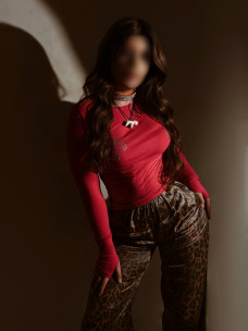 Escort Kira Photo 40